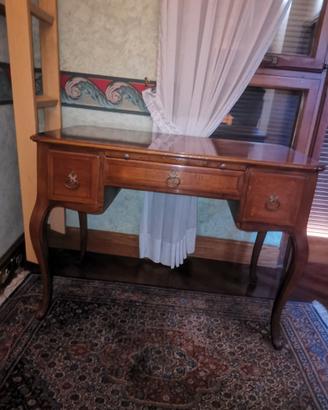 SCRIVANIA IN LEGNO DI NOCE