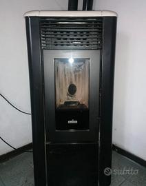 STUFA A PELLET RAVELLI - MODELLO FLAVIA