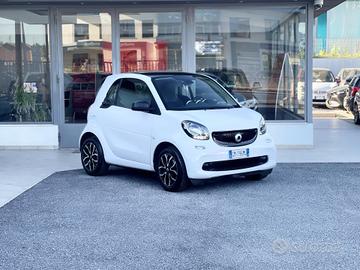 Smart ForTwo 1.0 Benzina 71CV E6 Automatica Neo - 