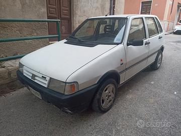 fiat uno 1.1 Fire con clima da restaurare