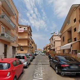 Pomezia accogliente monolocale arredato