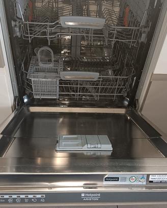lavastoviglie Ariston A++ 9l