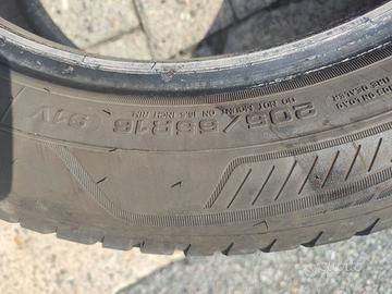 4 pneumatici Goodyear 205 55 R16 M+S