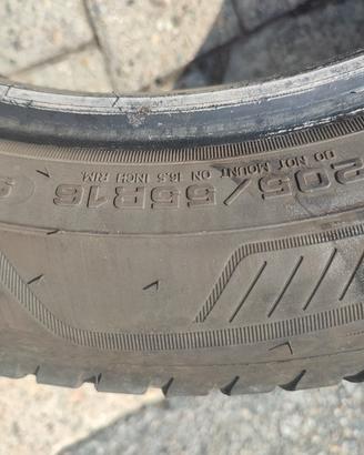 4 pneumatici Goodyear 205 55 R16 M+S