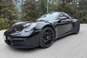 Porsche 911. 4s
