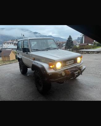 Toyota Land Cruiser BJ 71