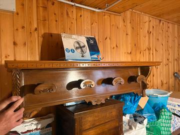 Attaccapanni in legno