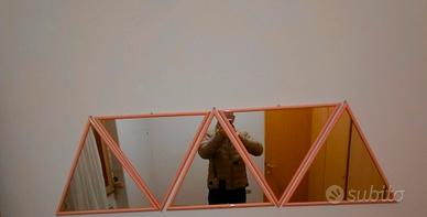 N.5 specchi a triangolo cornice color pesca