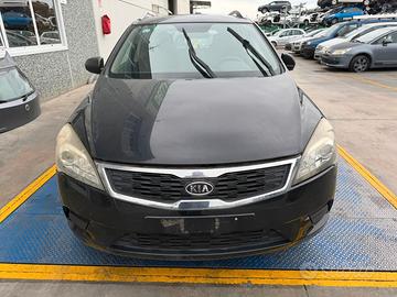 RICAMBI USATI AUTO VARI KIA CEE'D CEED 2010 BENZIN