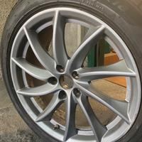 4 Pneumatici invernali Pirelli cerchi Alfa Romeo