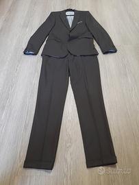 Abito elegante uomo