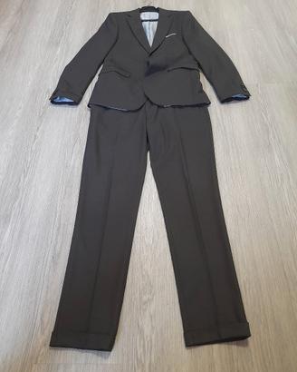 Abito elegante uomo