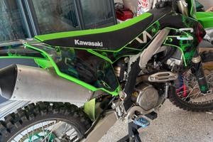 Kawasaki 450 kxf  42 ore totali