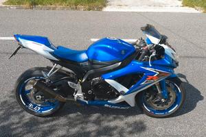 Suzuki GSX R 600 K8