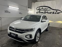 Volkswagen T-Roc 1.0 TSI Style TUA DA 279 AL MESE