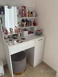 Scrivania trucco
