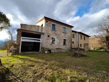 CASA SEMINDIPENDENTE A SOGLIANO AL RUBICONE
