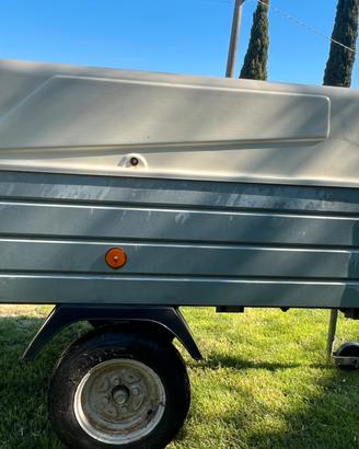 Rimorchio auto