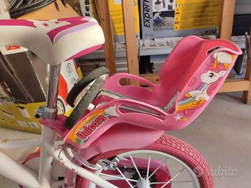 bicicletta con rotelle 