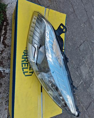 Faro anteriore sinistro renault Megane 3 originale