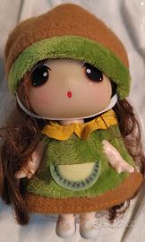 Bambola Kiwi doll