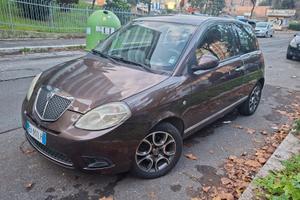 LANCIA Y MODELLO ECOCHIC BENZINA GPL 