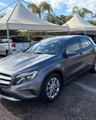 Mercedes-benz GLA 180 d Business