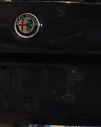 Baule/bagagliaio/portellone/cofano Alfa Giulia