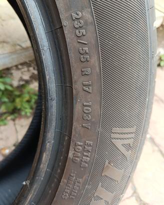 gomme 235 55 R17