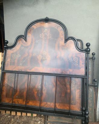 Letto matrimoniale del 1700  in ferro