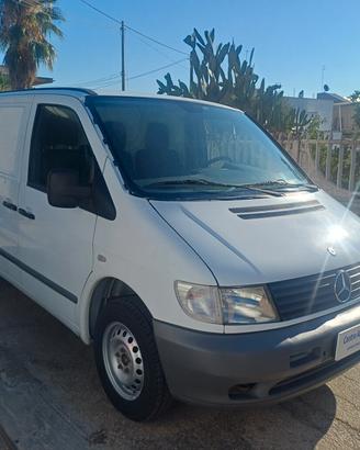 Mercedes Benz Vito CDI Furgone