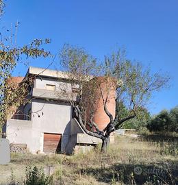 Villa bifamiliare Campodipietra