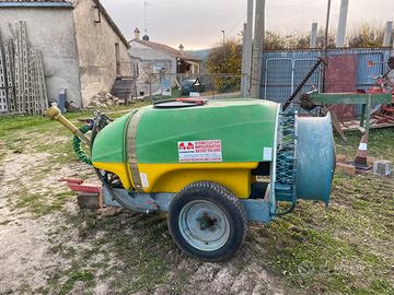 Atomizzatore impolveratore Gamberini 650lt