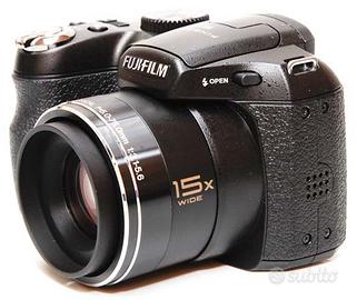 Fujifilm FinePix S1600