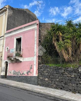 CASA INDIPENDENTE A RIPOSTO