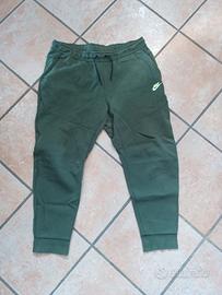 pantaloni Nike tech fleece verde scuro 