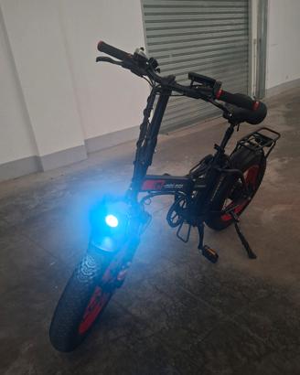 bici elettrica Argento mini max Ggt