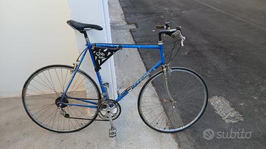 Bicicletta da corsa regina