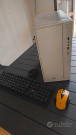 PC fisso+ tastiera e mouse gaming