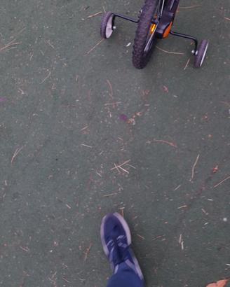 Bicicletta avventure misura 16