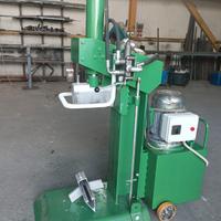 attrezzo costruito artigianalmente spaccare legna