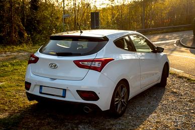 Hyundai i30 TURBO 1.6 TGD-i 186CV