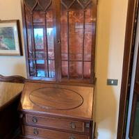 Ribalta con Vetrina in Stile Inglese