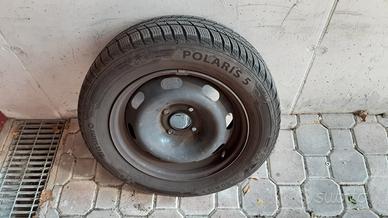 4 gomme invernali  BARUM + cerchi ( 195/60 R15T )