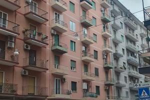 Via C.battisti 25, ristrutturato e arredato