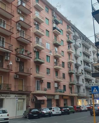 Via C.battisti 25, ristrutturato e arredato
