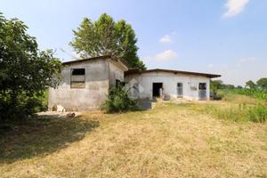 CAPANNONE A ROCCAFRANCA