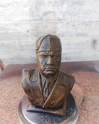 busto mussolini 