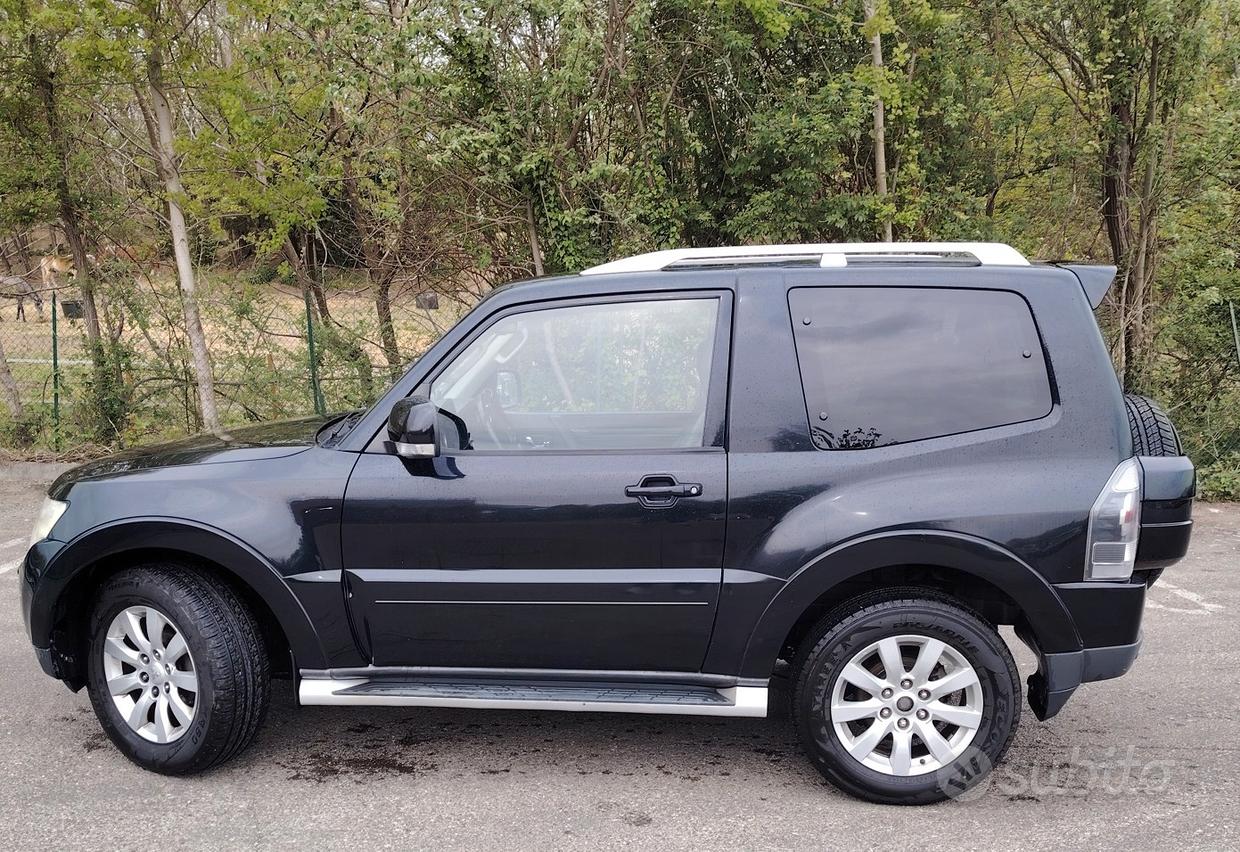MITSUBISHI Pajero (2006-2009)