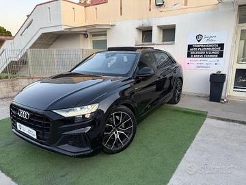 AUDI - Q8 50 3.0 tdi mhev Sport quattro tiptronic